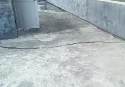 沙河楼顶漏水维修公司分享下如何解决卫生间隐蔽部位漏水的问题?